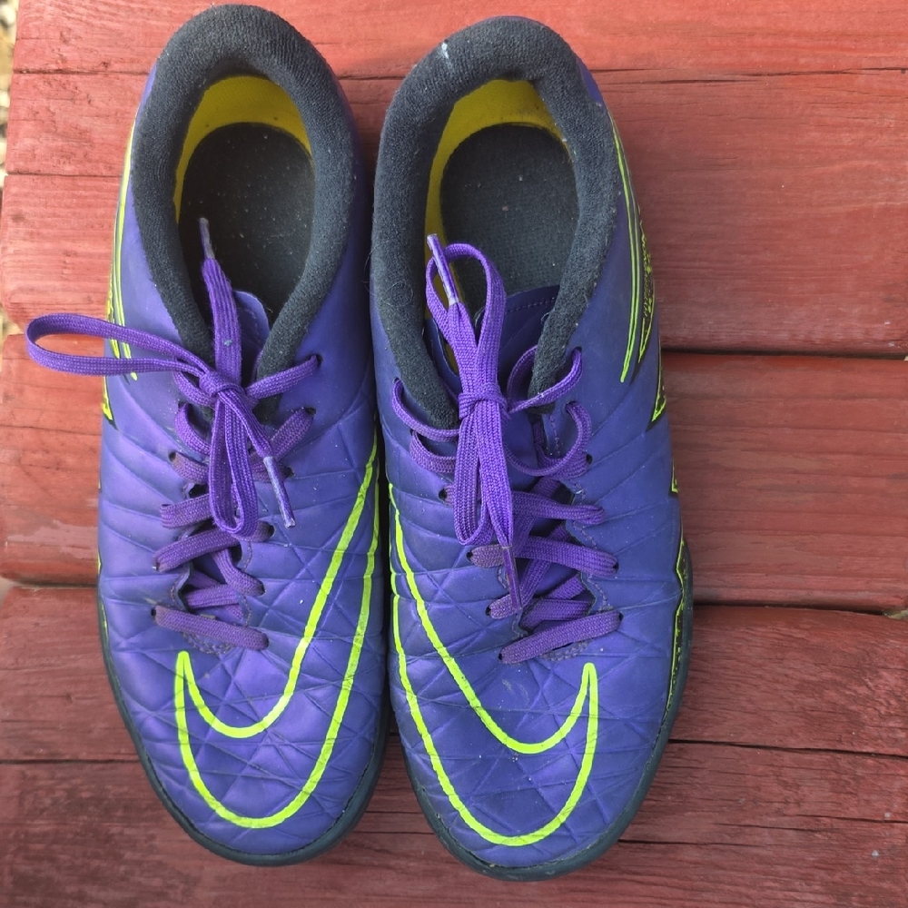 Nike Kids Shoes - Purple and Neon Yellow